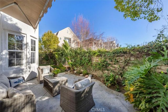 27008 Pierpont Court, Valencia, CA 91355