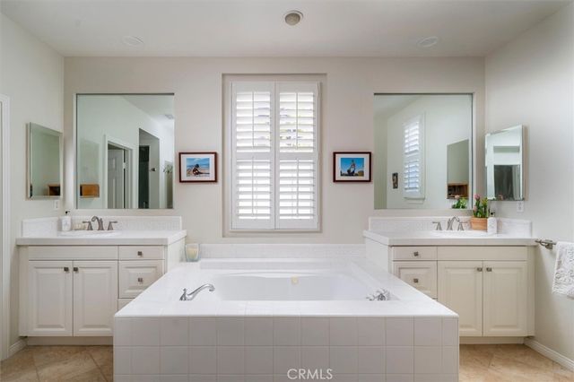 27008 Pierpont Court, Valencia, CA 91355