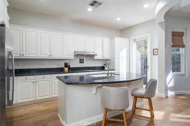 27008 Pierpont Court, Valencia, CA 91355