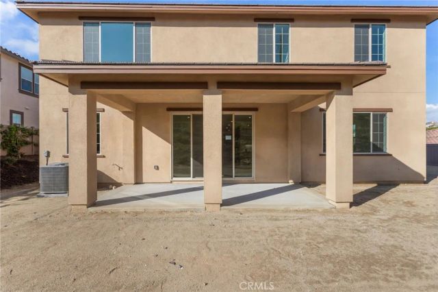 2004 Saguaro Glen, Escondido, CA 92025