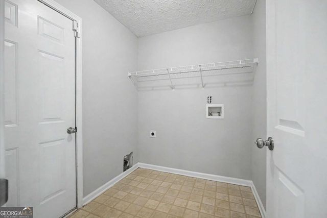 1438 Solomon Drive, Winder, GA 30680