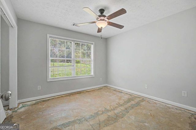 1438 Solomon Drive, Winder, GA 30680
