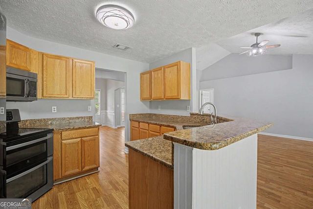 1438 Solomon Drive, Winder, GA 30680