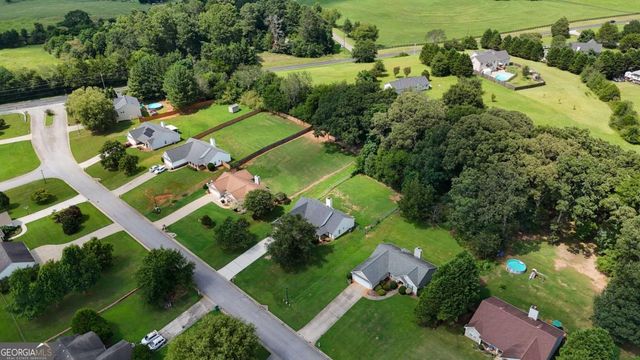 1438 Solomon Drive, Winder, GA 30680