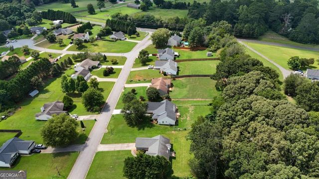 1438 Solomon Drive, Winder, GA 30680
