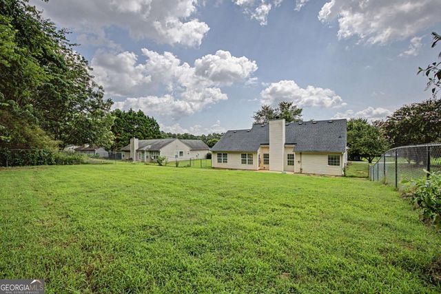 1438 Solomon Drive, Winder, GA 30680