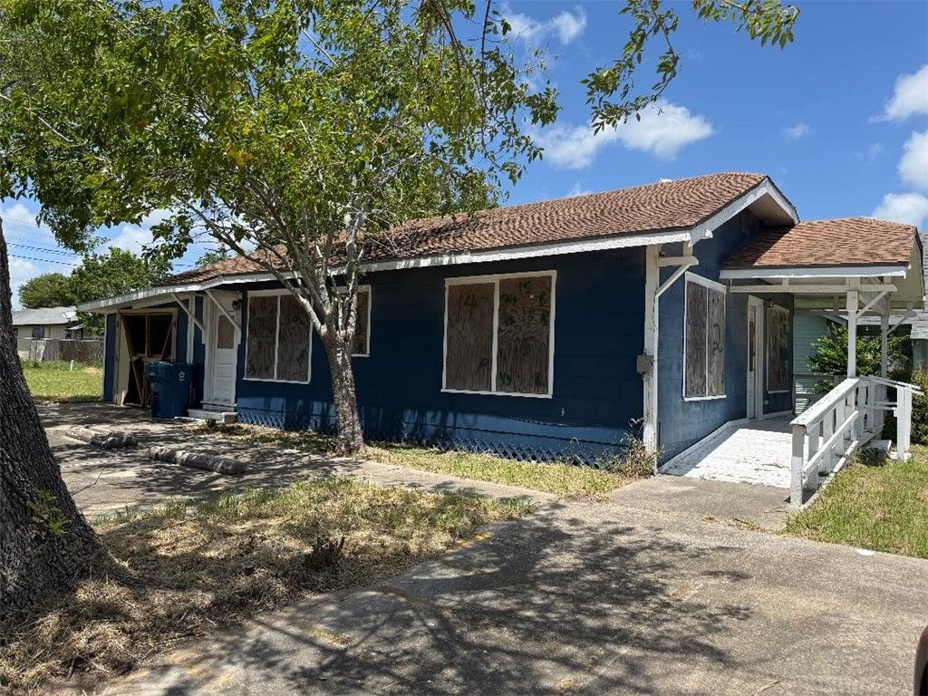 602 N Avenue B Ave, Ingleside, TX 78362 — photo 3