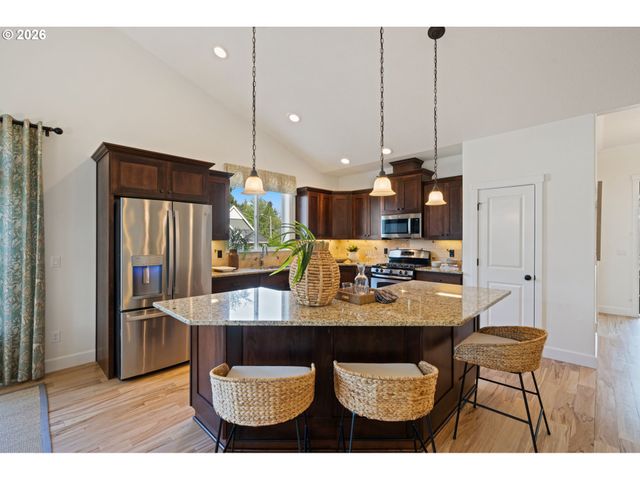 16120 Se PINOT Rd, Milwaukie, OR 97267