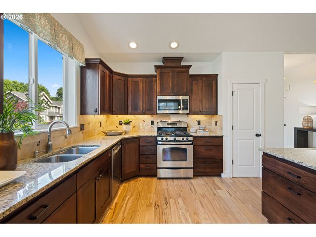 16120 Se PINOT Rd, Milwaukie, OR 97267