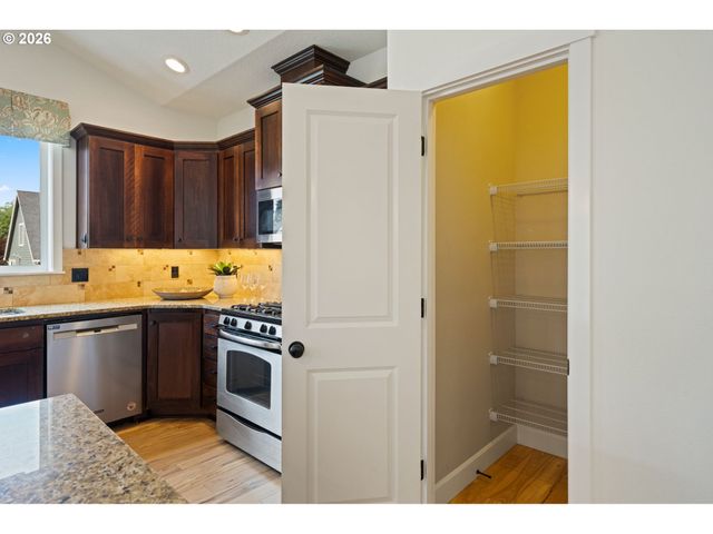 16120 Se PINOT Rd, Milwaukie, OR 97267