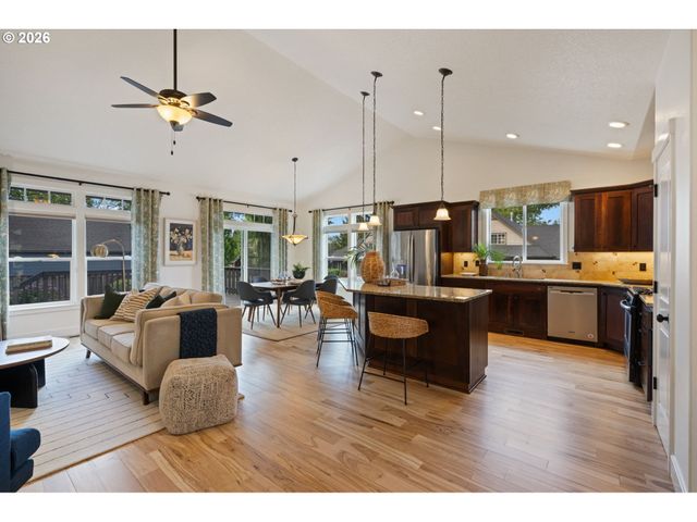 16120 Se PINOT Rd, Milwaukie, OR 97267