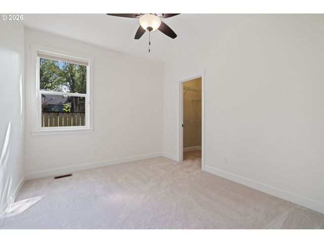 16120 Se PINOT Rd, Milwaukie, OR 97267