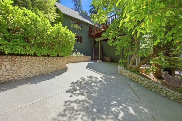 745 Kuffel Canyon, Lake Arrowhead, CA 92352