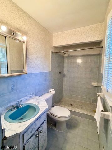 41 Mohawk Dr, Springfield Twp., NJ 07081