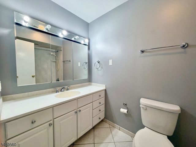 41 Mohawk Dr, Springfield Twp., NJ 07081