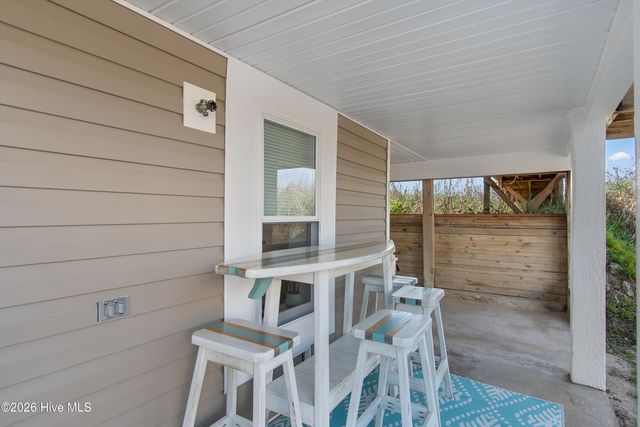 226 Ocean Boulevard E, Supply, NC 28462
