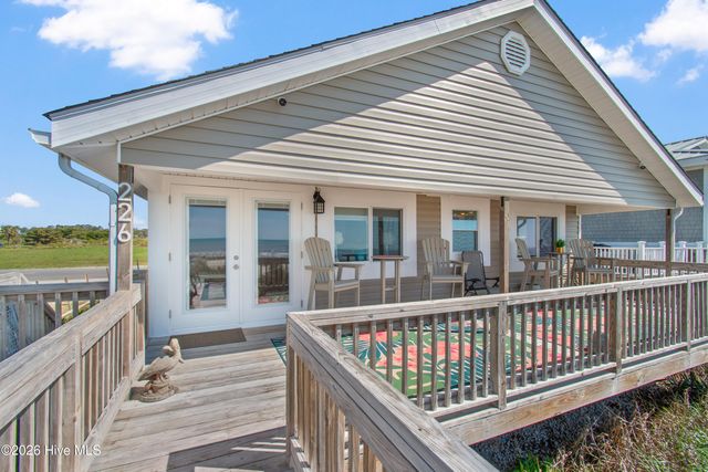 226 Ocean Boulevard E, Supply, NC 28462