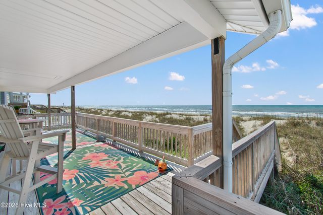 226 Ocean Boulevard E, Supply, NC 28462