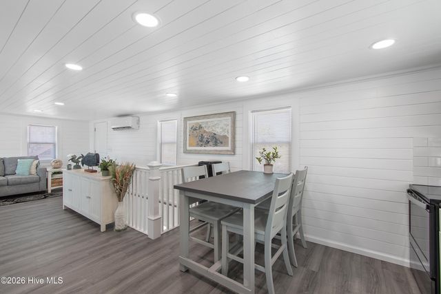 226 Ocean Boulevard E, Supply, NC 28462