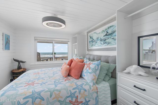 226 Ocean Boulevard E, Supply, NC 28462