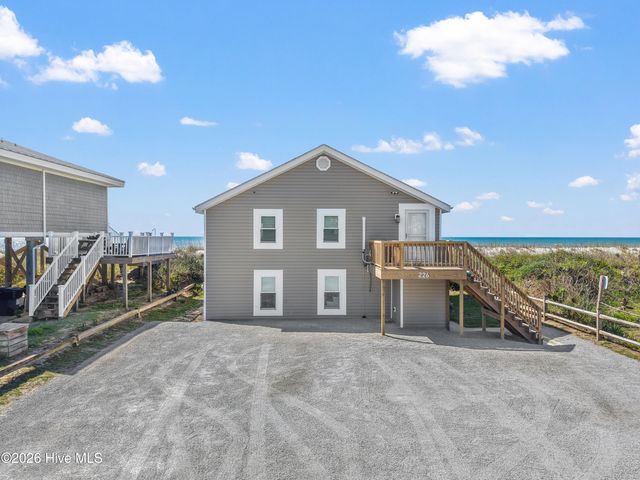 226 Ocean Boulevard E, Supply, NC 28462