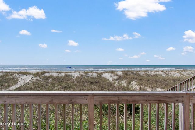 226 Ocean Boulevard E, Supply, NC 28462