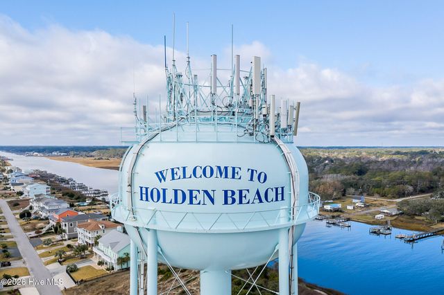 226 Ocean Boulevard E, Supply, NC 28462