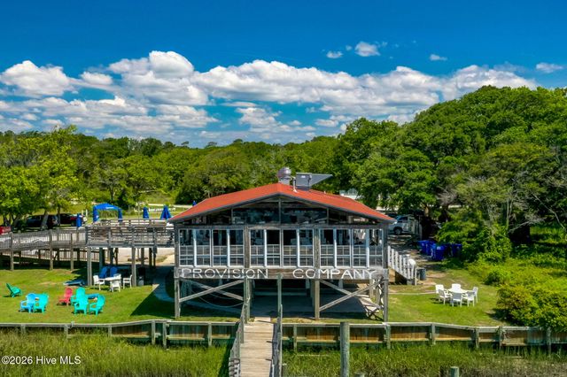 226 Ocean Boulevard E, Supply, NC 28462