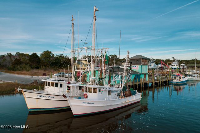 226 Ocean Boulevard E, Supply, NC 28462