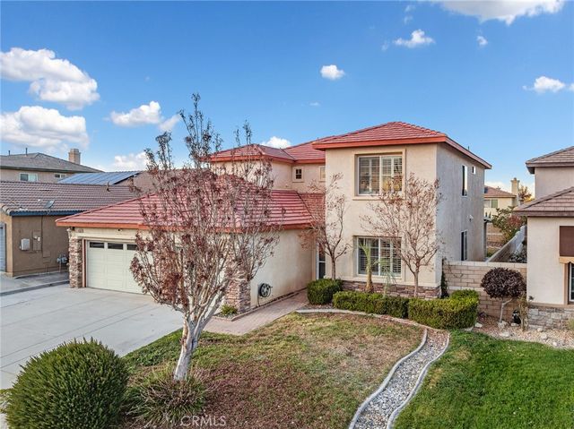 13752 Dodie Avenue, Victorville, CA 92392