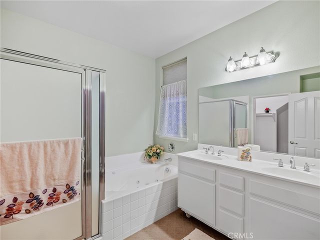 13752 Dodie Avenue, Victorville, CA 92392