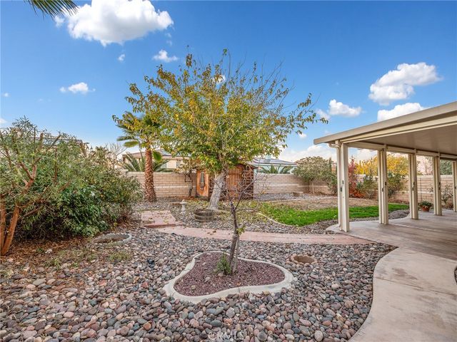 13752 Dodie Avenue, Victorville, CA 92392