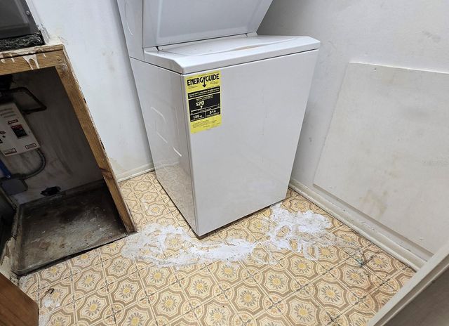 7700 92ND STREET 202, Seminole, FL 33777