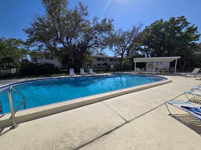 7700 92ND STREET 202, Seminole, FL 33777