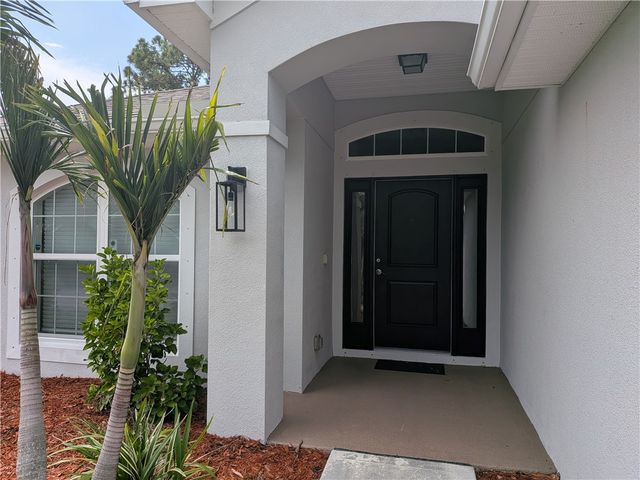 261 Midvale Terrace, Sebastian, FL 32958