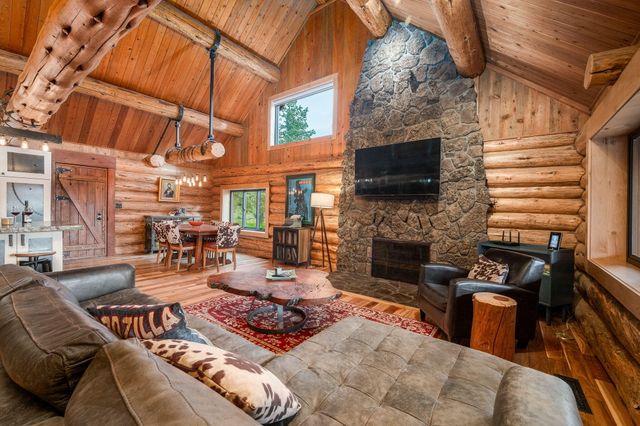 16011 Old Juniper Road, Sisters, OR 97759