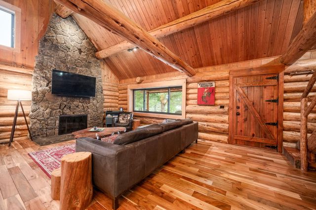 16011 Old Juniper Road, Sisters, OR 97759