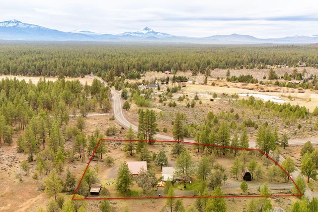 16011 Old Juniper Road, Sisters, OR 97759