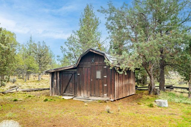 16011 Old Juniper Road, Sisters, OR 97759