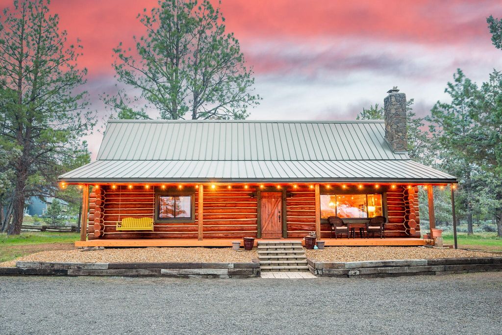 16011 Old Juniper Road, Sisters, OR 97759