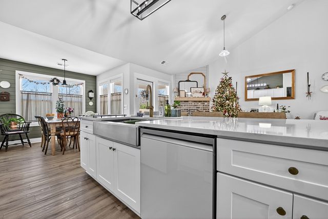 2520 Carlan Road, Fairmount, GA 30139