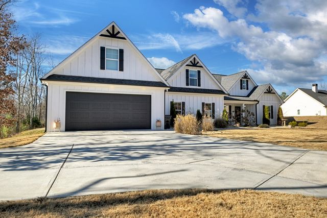 2520 Carlan Road, Fairmount, GA 30139