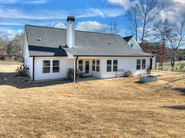 2520 Carlan Road, Fairmount, GA 30139