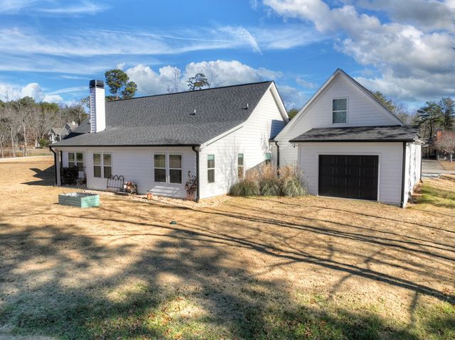 2520 Carlan Road, Fairmount, GA 30139