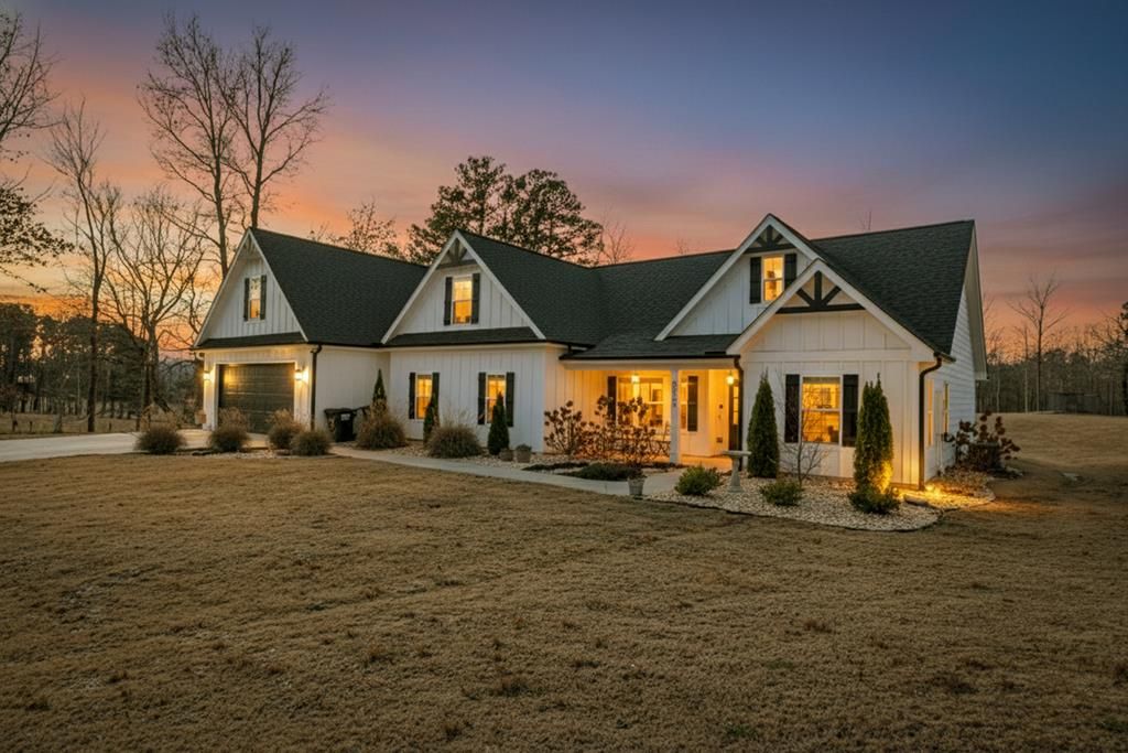 2520 Carlan Road, Fairmount, GA 30139