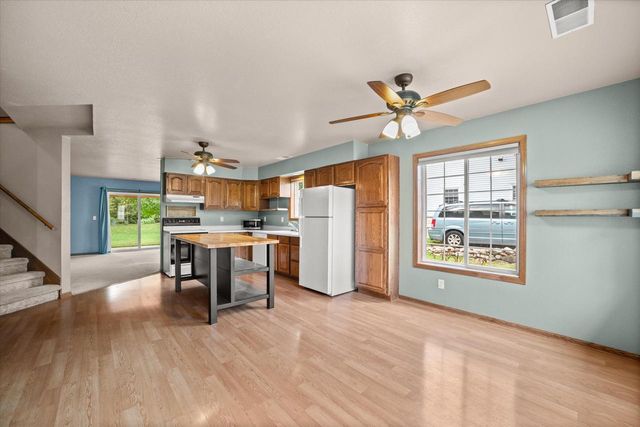 6813 Diane DRIVE, West Bend, WI 53090