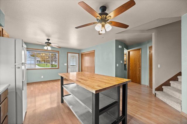 6813 Diane DRIVE, West Bend, WI 53090