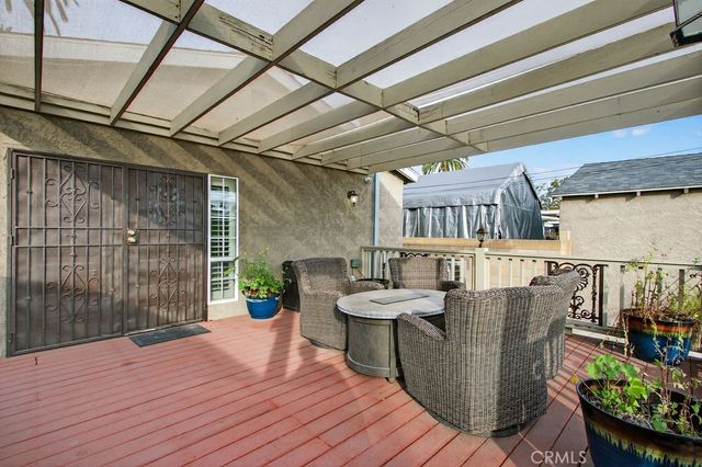 2430 San Francisco Avenue, Long Beach, CA 90806