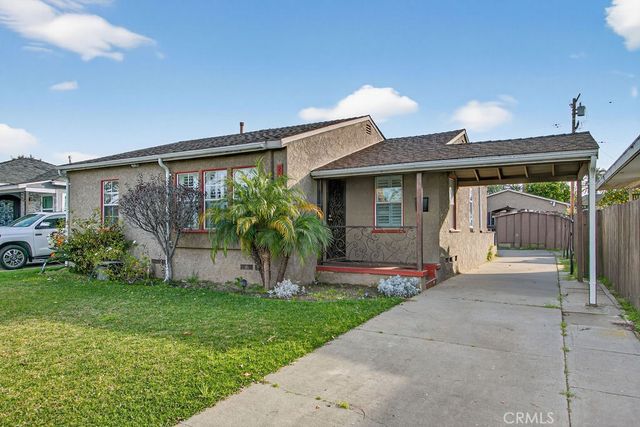 2430 San Francisco Avenue, Long Beach, CA 90806