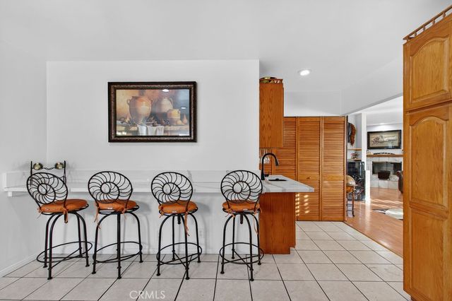 2430 San Francisco Avenue, Long Beach, CA 90806